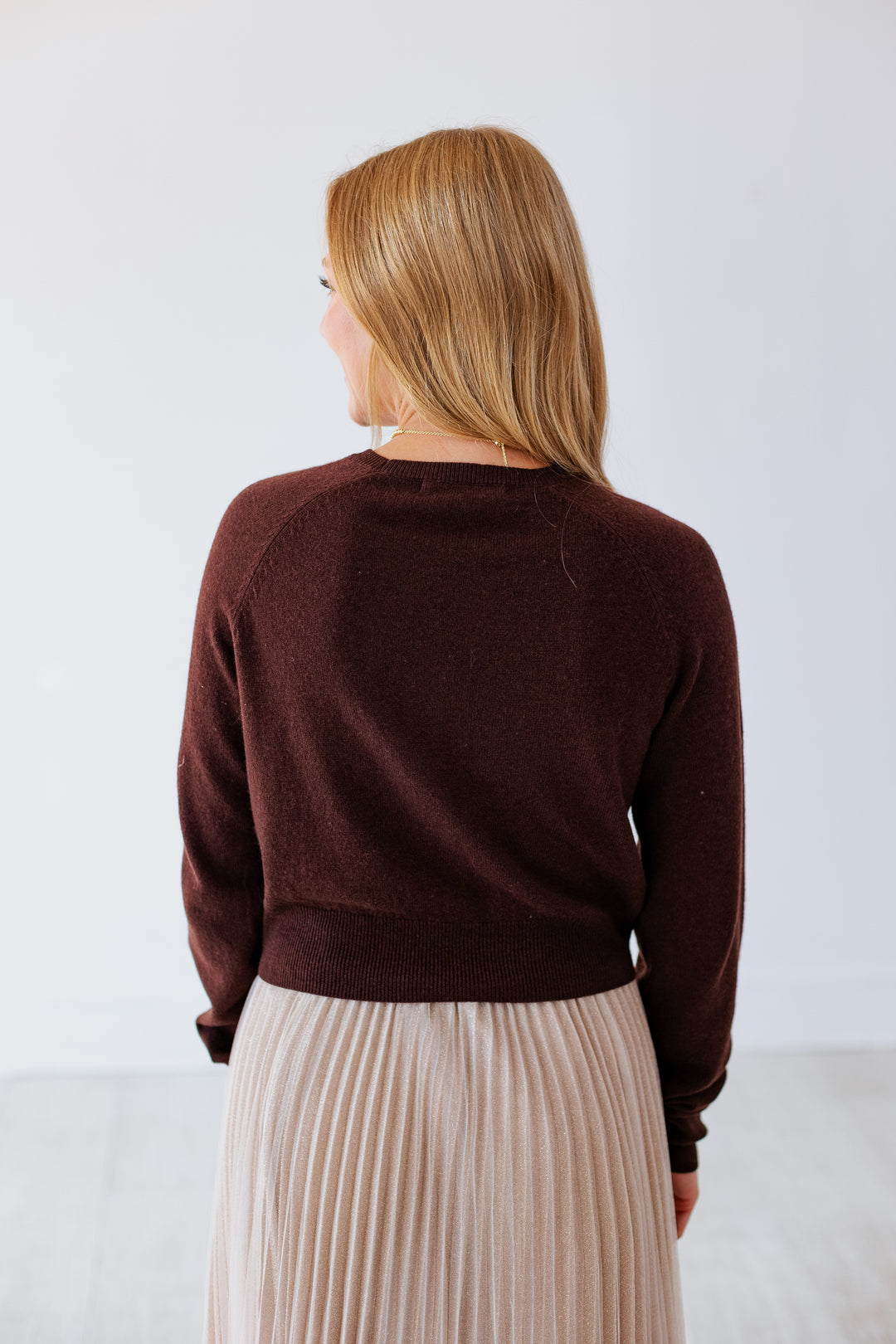 CHOCOLATE BROWN CROPPED SWEATER