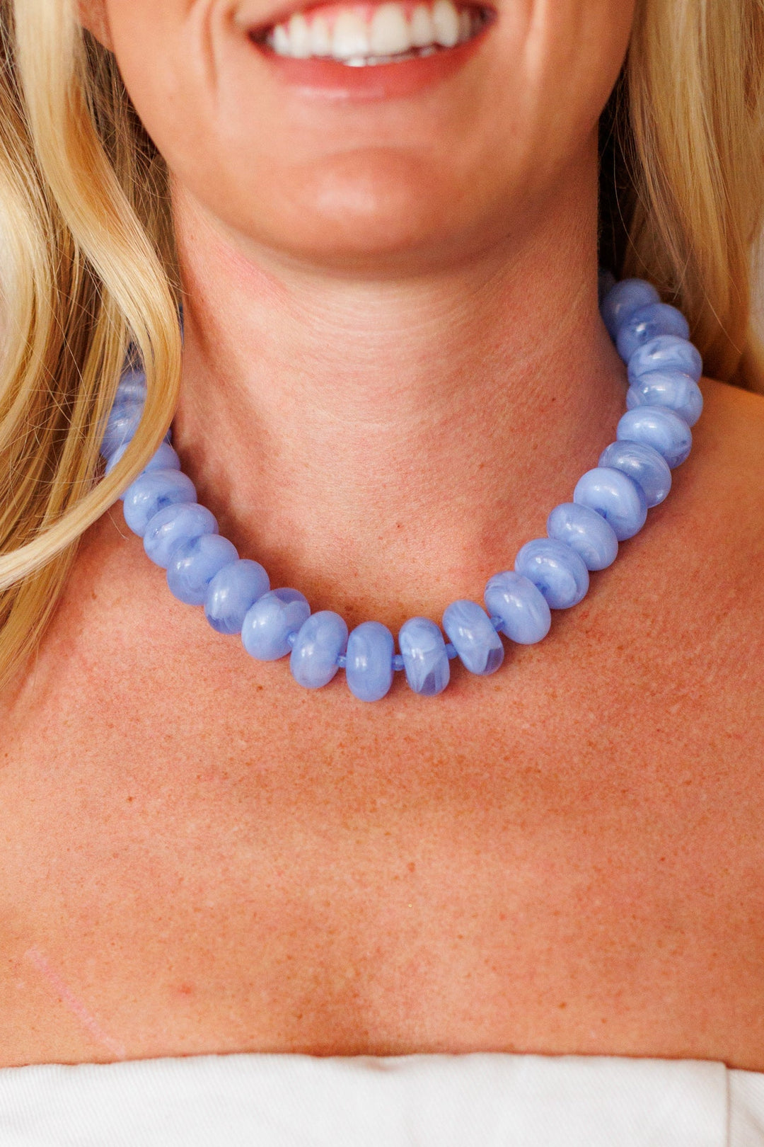 BAILEY BEADED NECKLACE - LIGHT BLUE