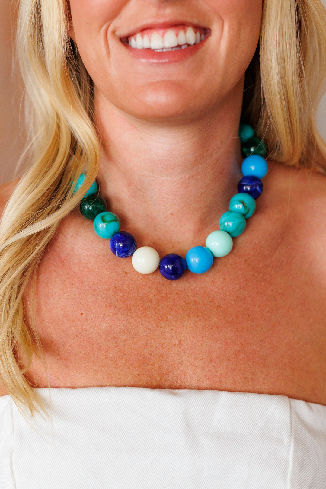 DORA NECKLACE - BLUE MIX