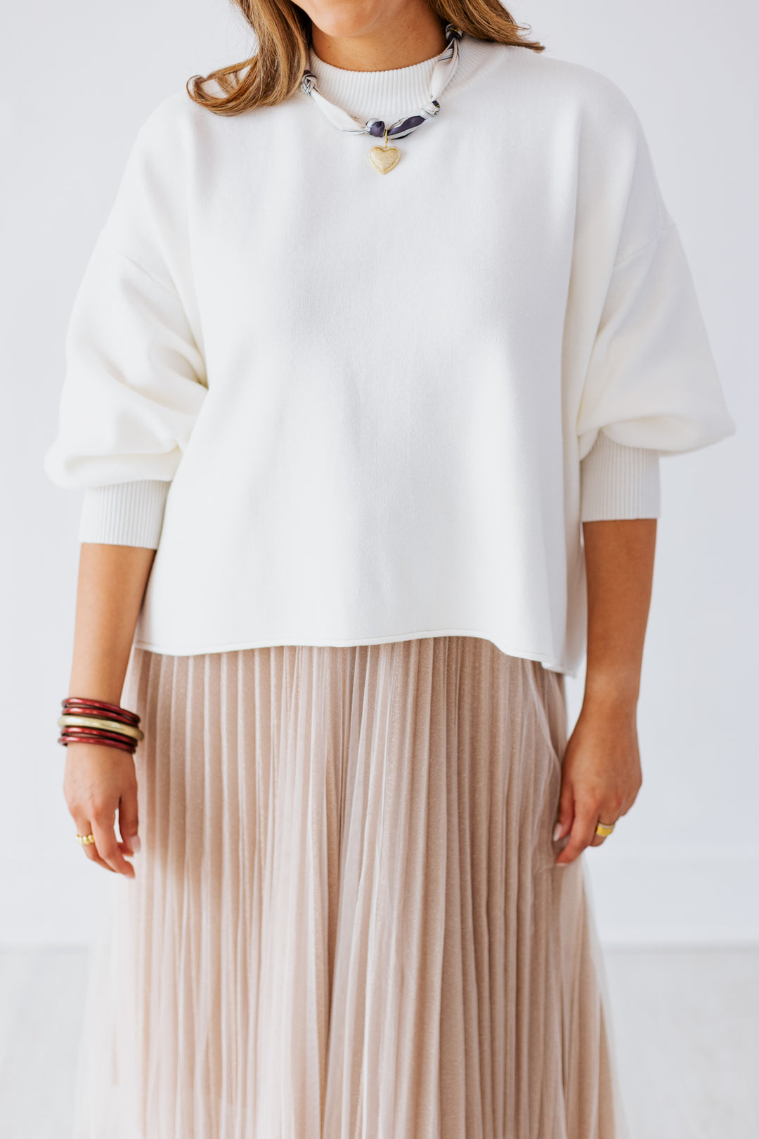 WILLA OFF WHITE CROPPED SWEATER
