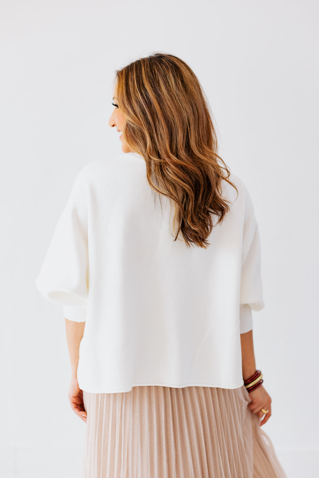 WILLA OFF WHITE CROPPED SWEATER