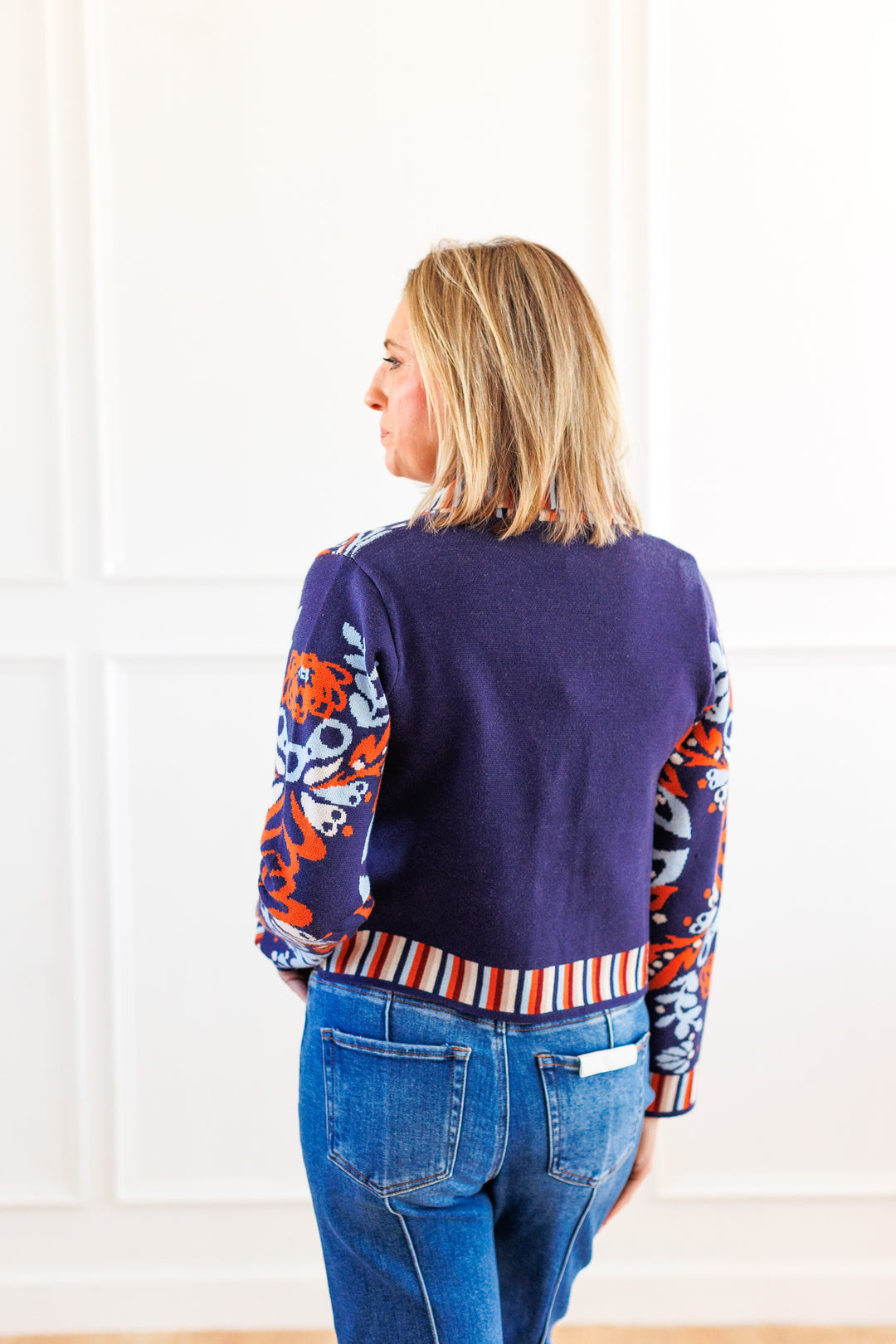 NAVY FLORAL V NECK SWEATER