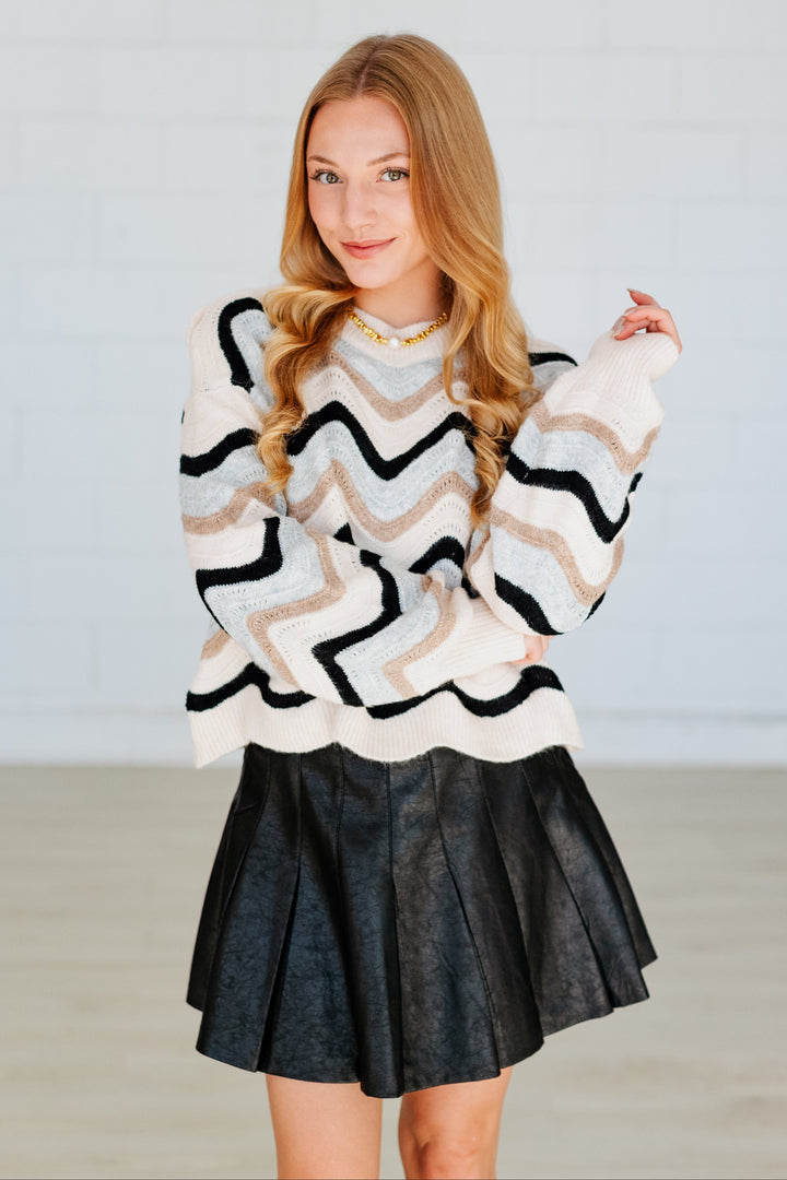 WILLA WAVY STRIPE SCALLOP HEM SWEATER