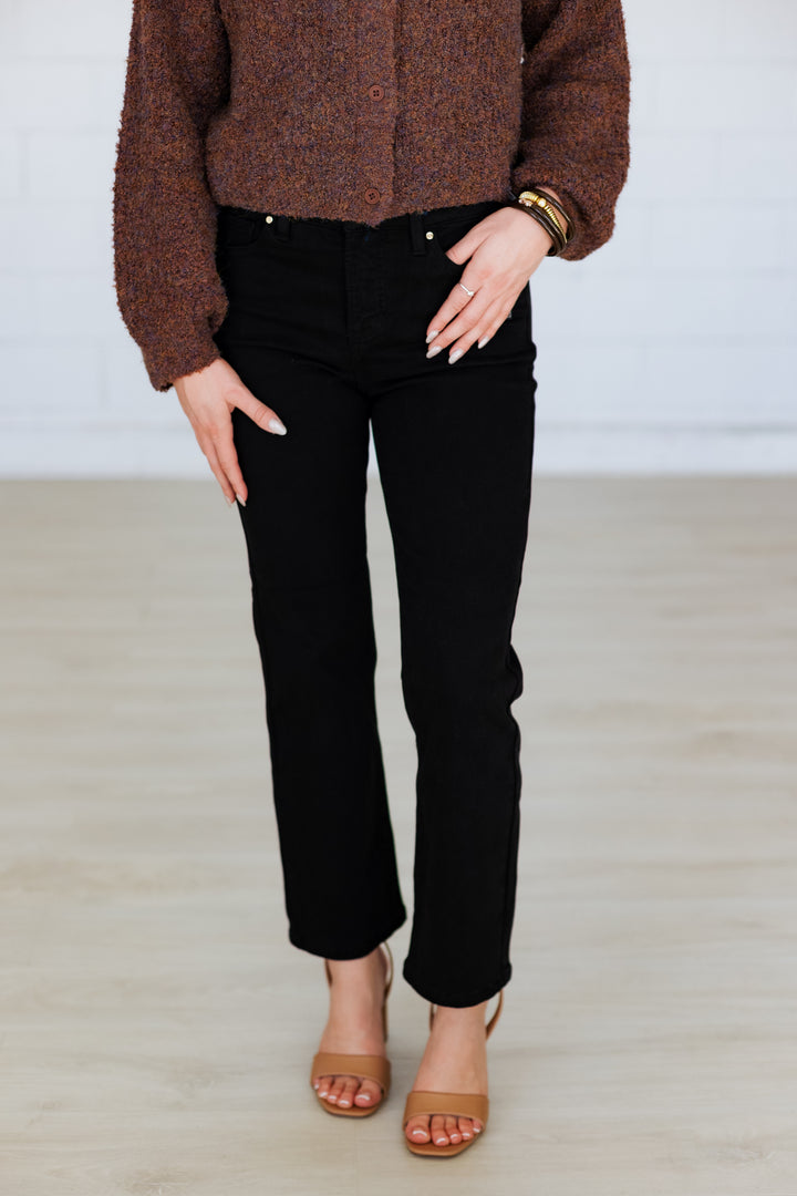 RISEN: BLACK HIGHRISE CROP STRAIGHT JEAN