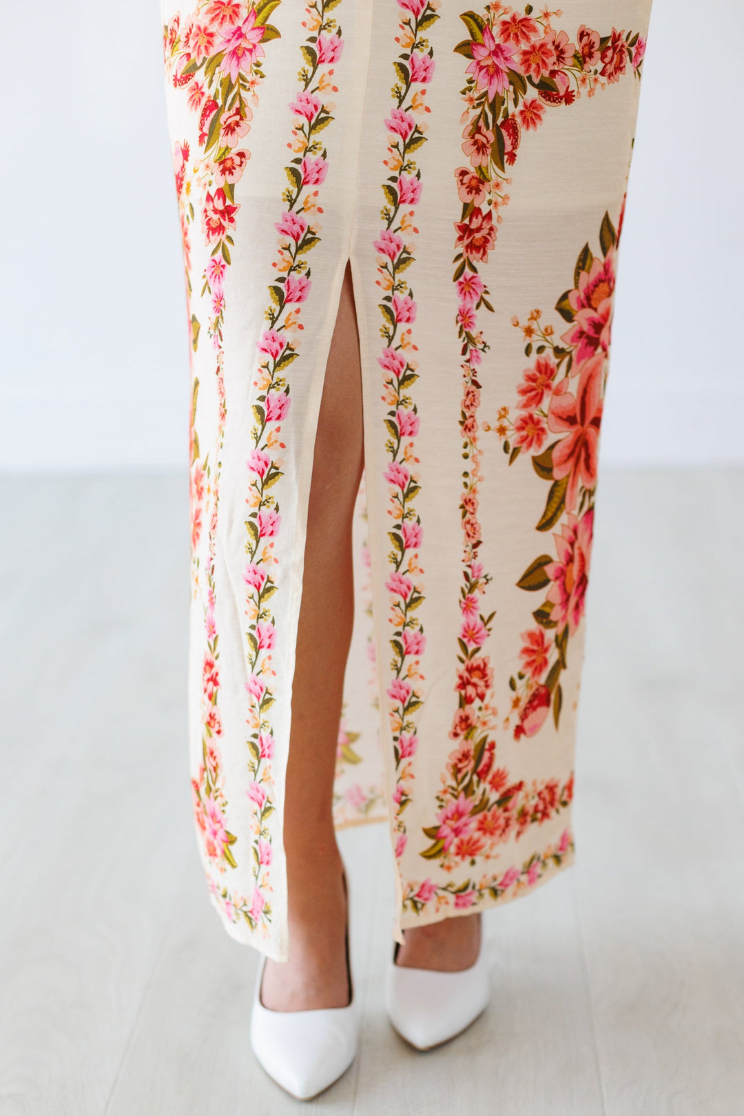 BORDER PRINT RUFFLE SHOULDER MIDI