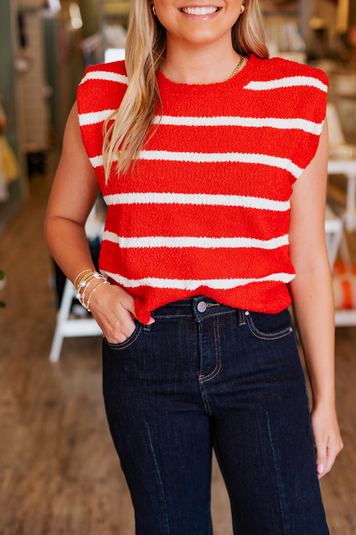 RED STRIPE TEXTURED SLEEVELESS SWEATER TOP