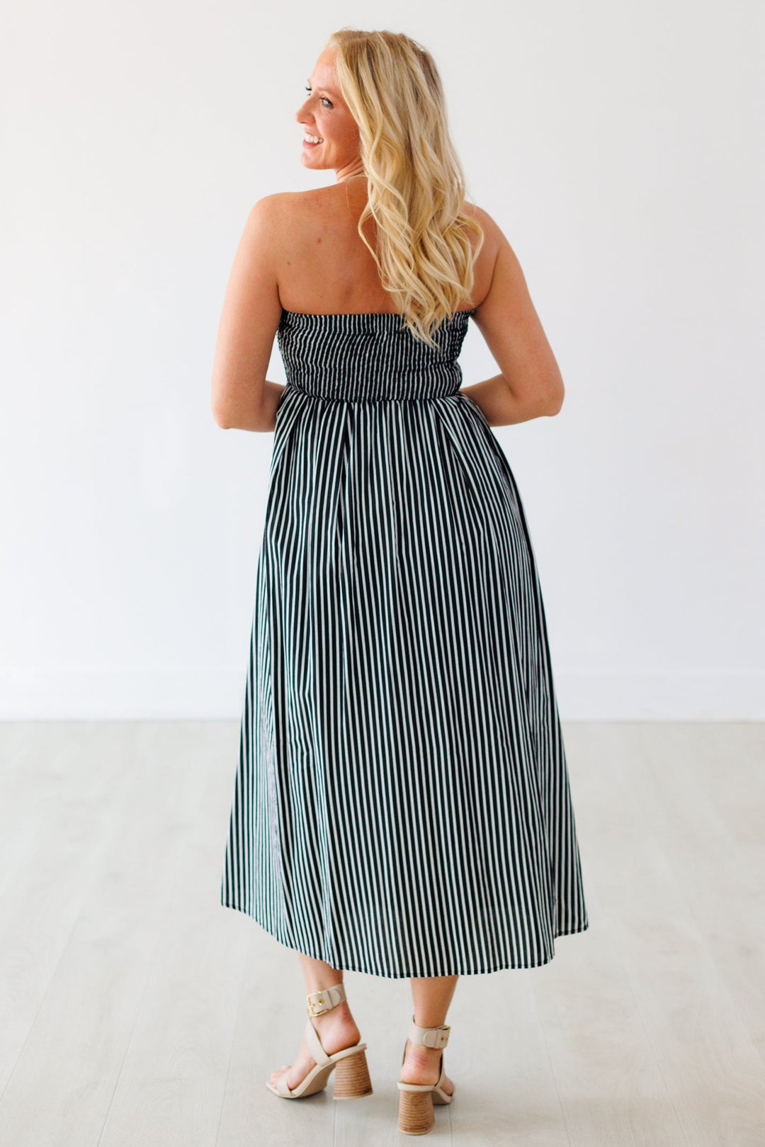 NOIR PROMENADE DRESS - BLACK
