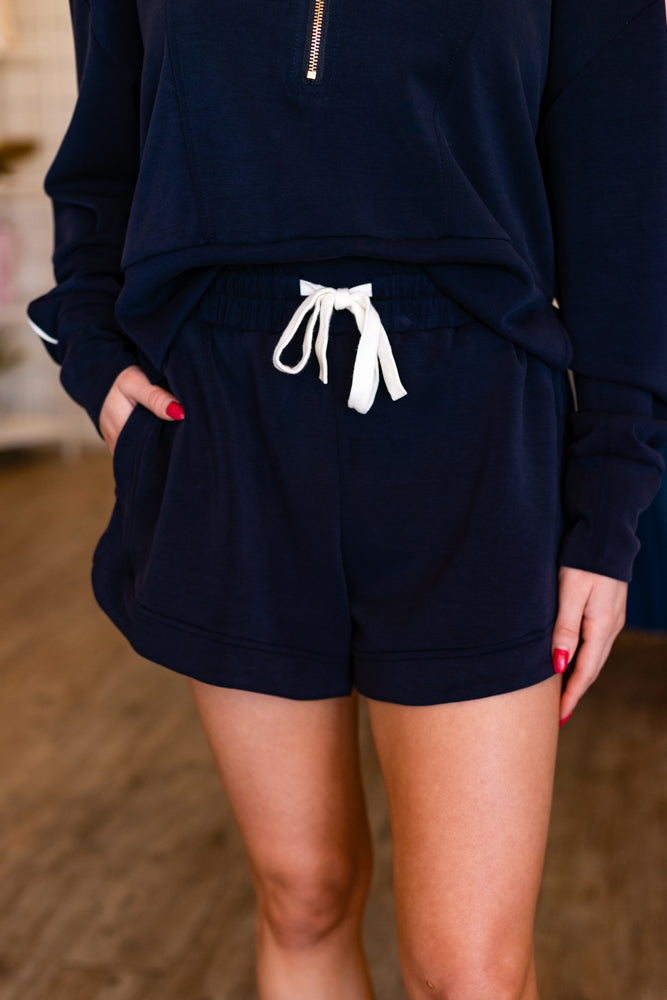 CLASSIC NAVY TIE LOUNGE SHORT