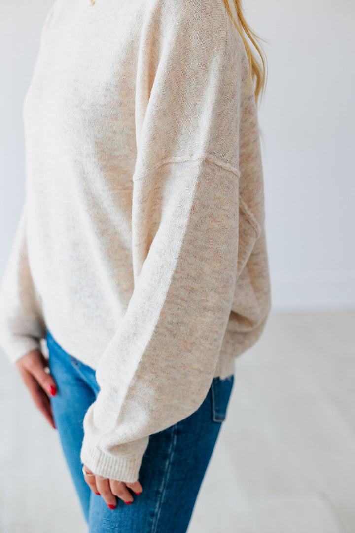 ROUND NECK SWEATER- OATMEAL