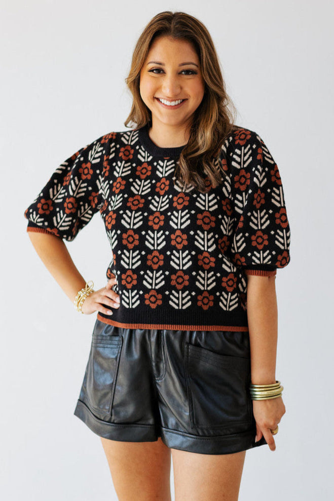 FLOWER PRINT SHORT SLEEVE SWEATER