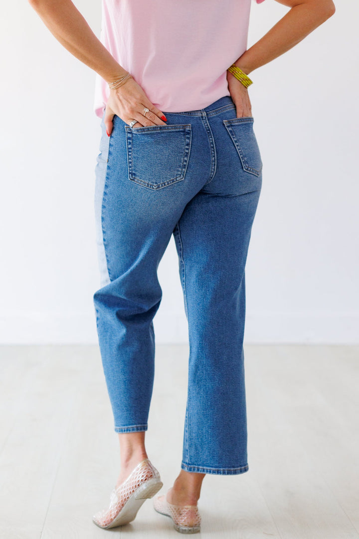CONTRAST STRAIGHT LEG JEAN