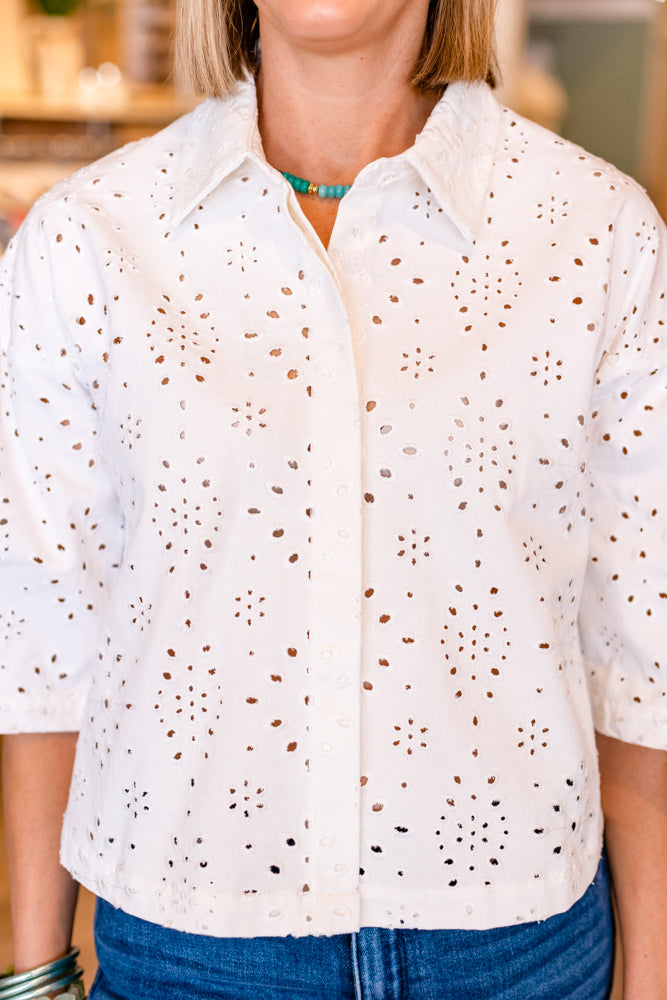 WHITE EYELET WIDE SLEEVE CROPPED JACKET