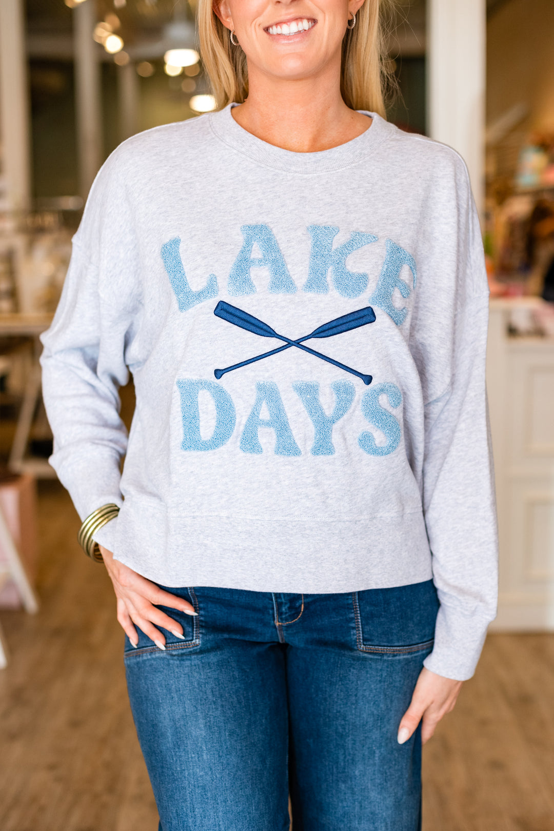LAKE DAYS SWEATSHIRT