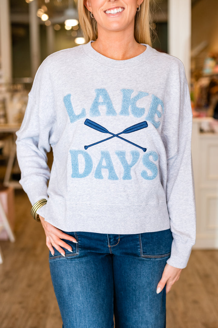 LAKE DAYS SWEATSHIRT