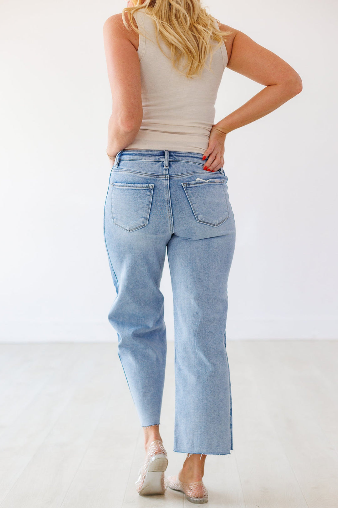 RISEN: H/R SIDE CONTRAST JEAN