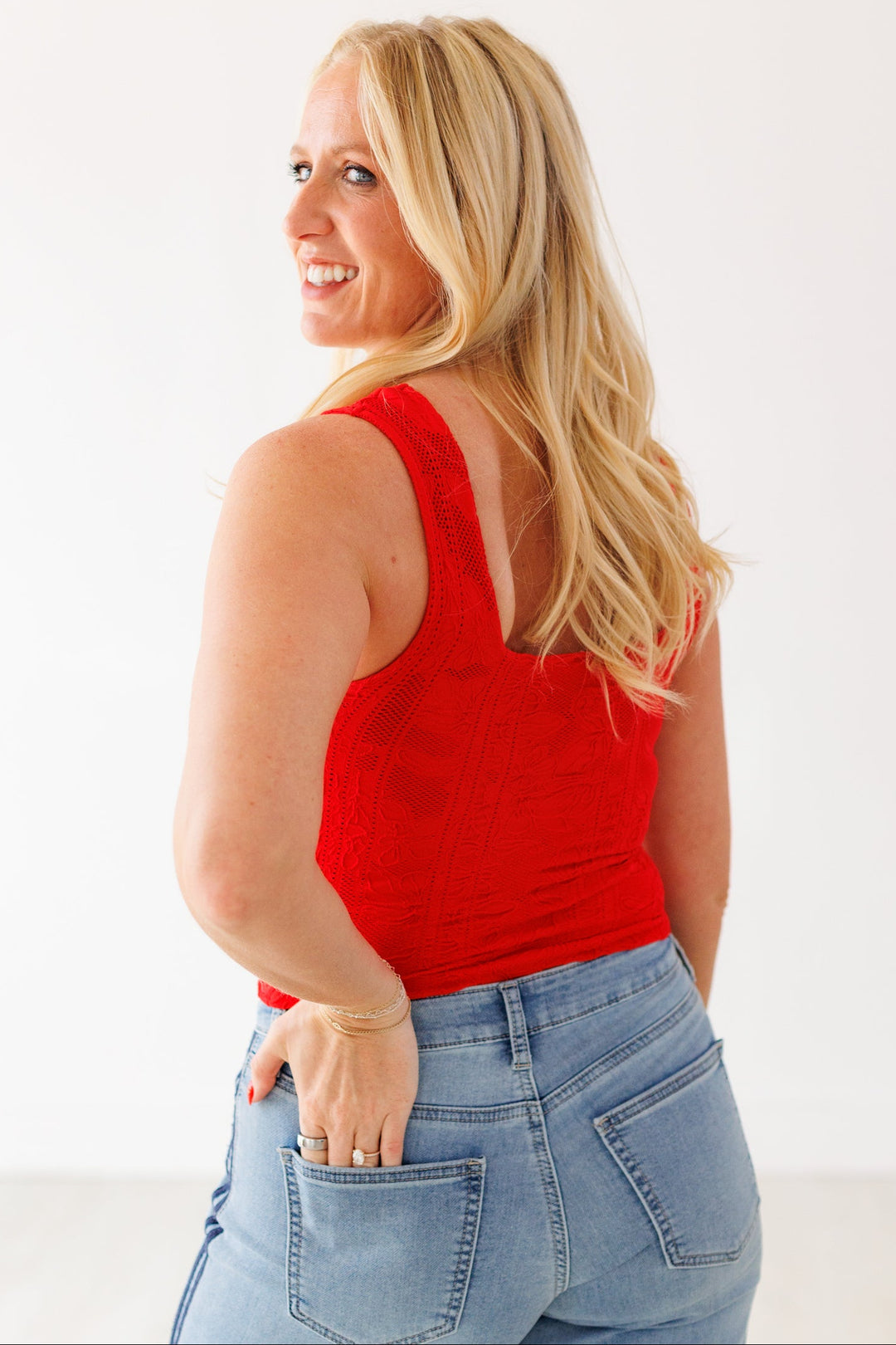 NIKIBIKI: DOUBLE LACE TANK- RED