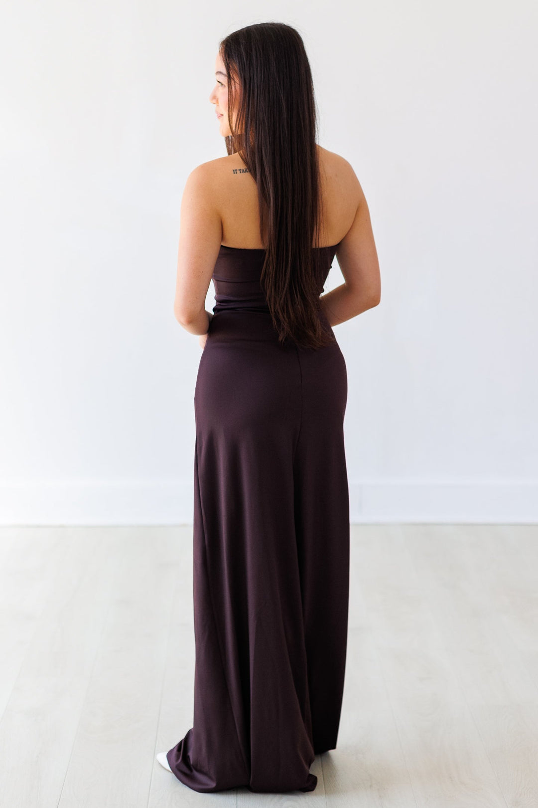 STRAPLESS KEYHOLE BODYCON DRESS