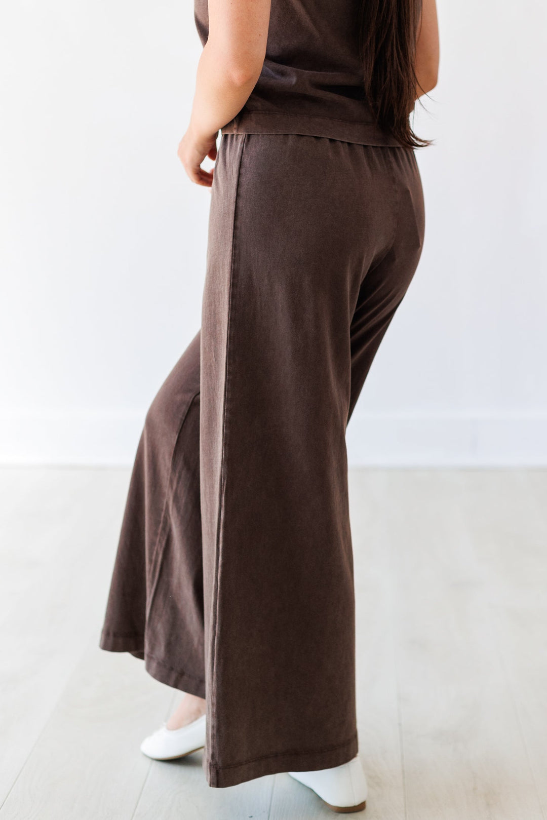 Z SUPPLY: DARK CHOCOLATE SCOUT JERSEY CROP FLARE PANT