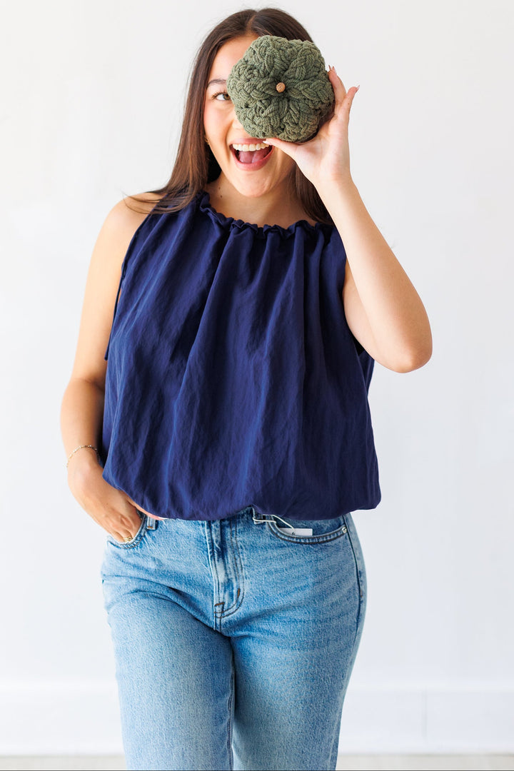 NAVY BUBBLE HEM TOP