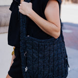 QUILTED HOBO BAG / BLACK