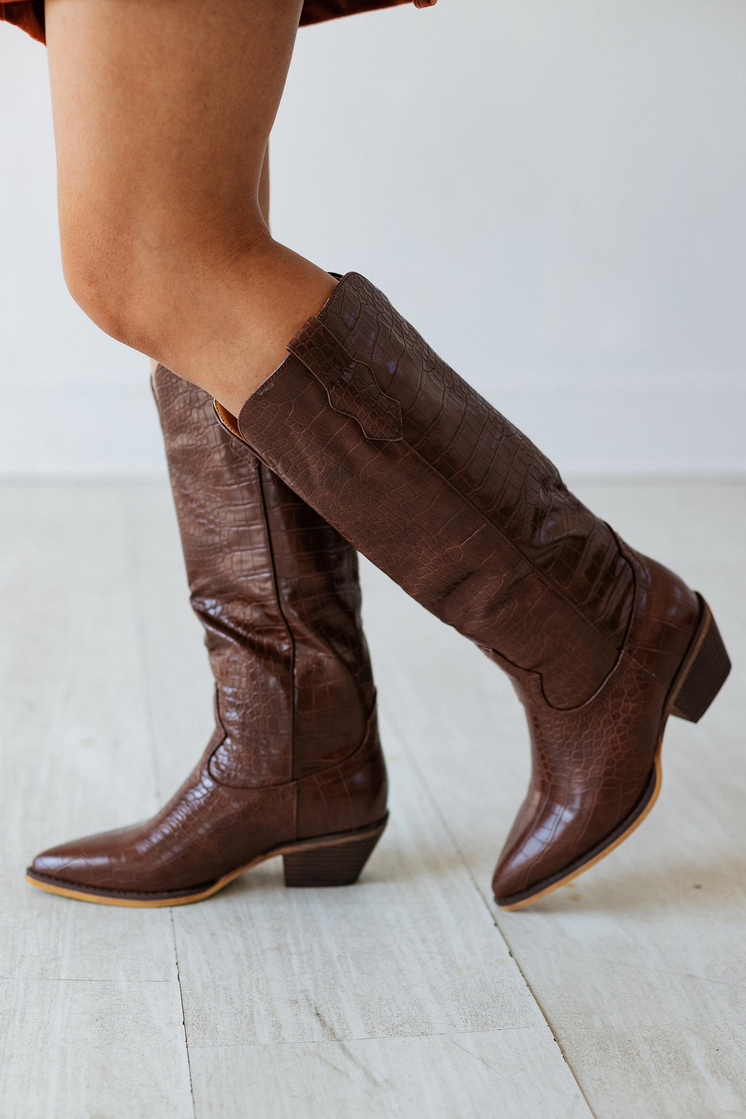 MARFA BOOTS: THE LEANN IN CHOCOLATE BROWN