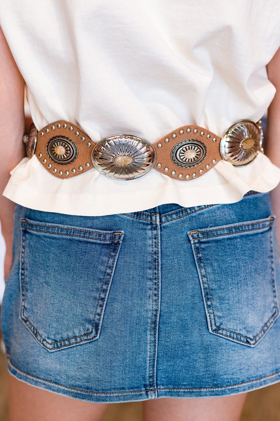 FESTIVAL CONCHO WESTERN LEATHER BELT: TAUPE