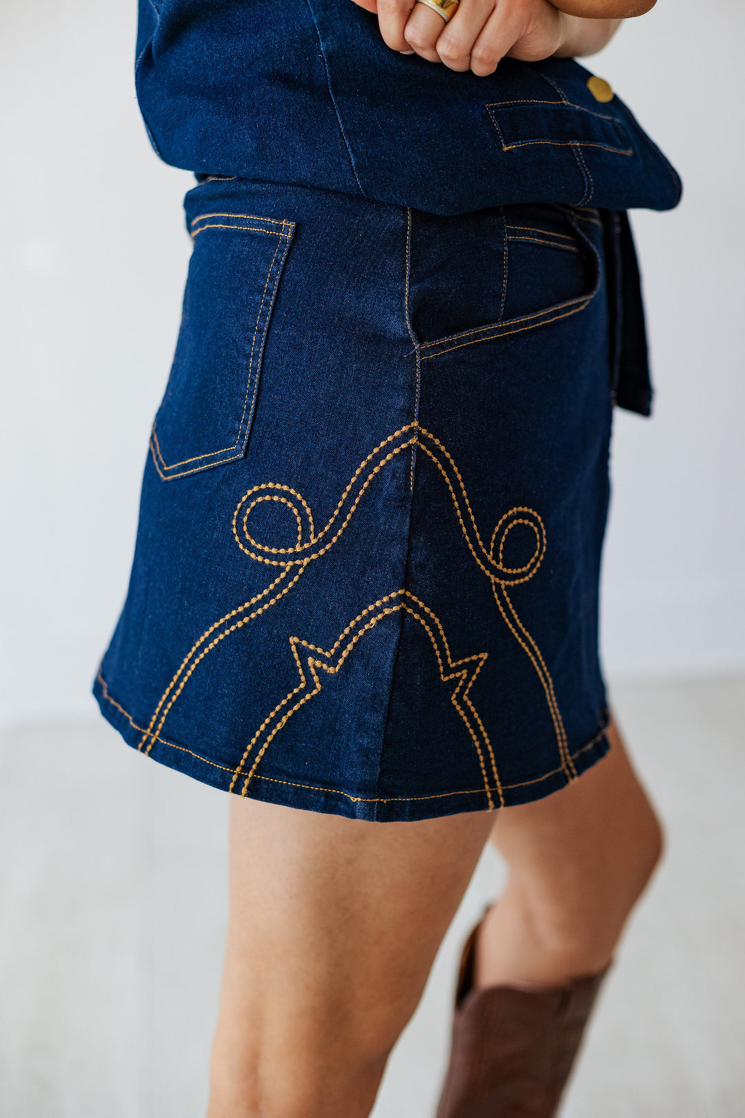 DAHLIA WESTERN STITCH DENIM SKIRT