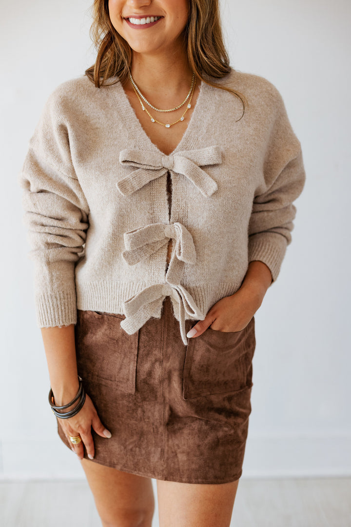 AMELIA TRIPLE BOW SWEATER- LIGHT TAUPE