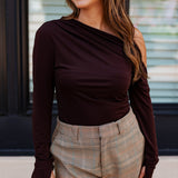 DARK CHOCOLATE OFF SHOULDER KNIT TOP