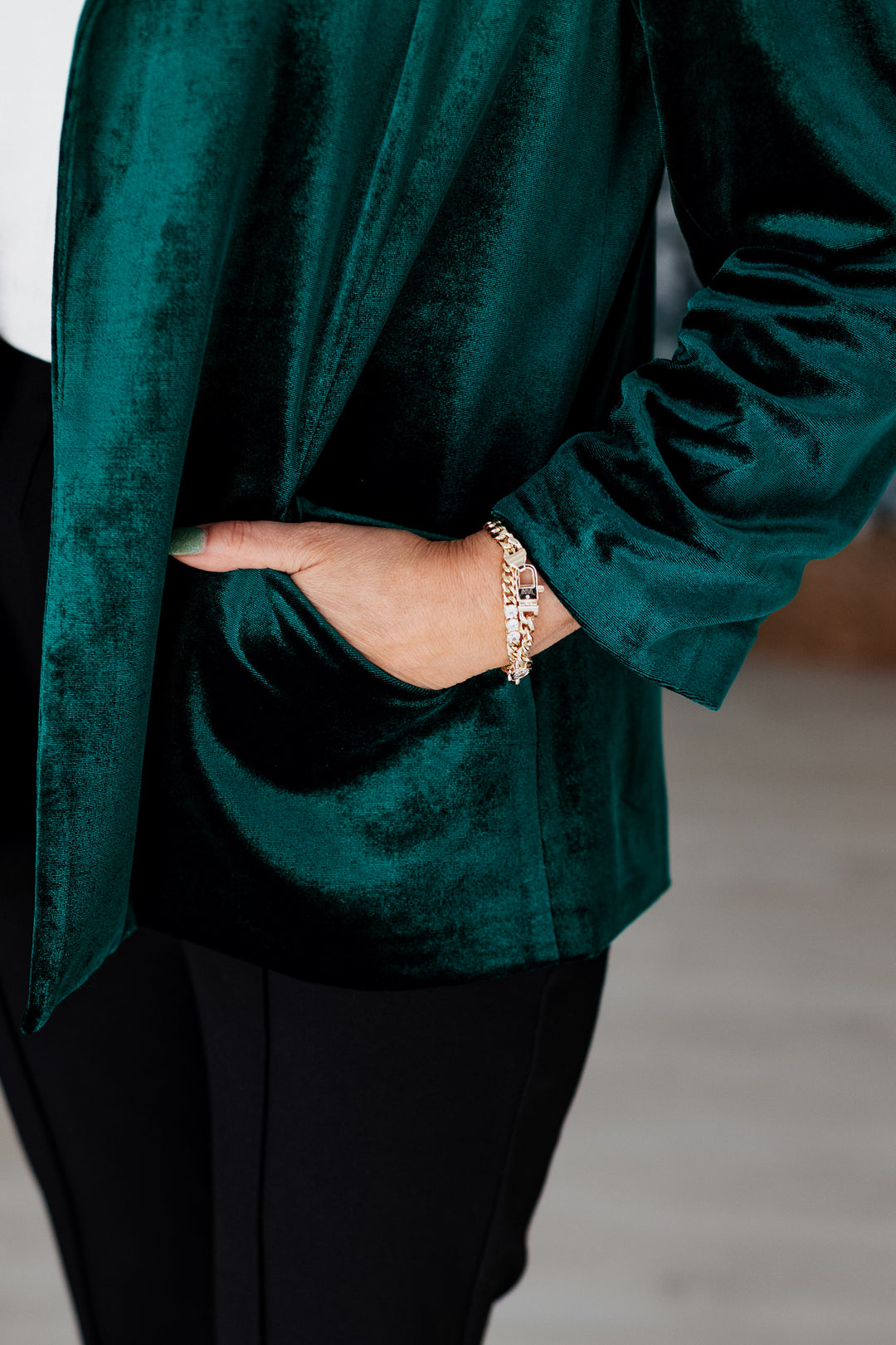 HUNTER GREEN VELVET BLAZER