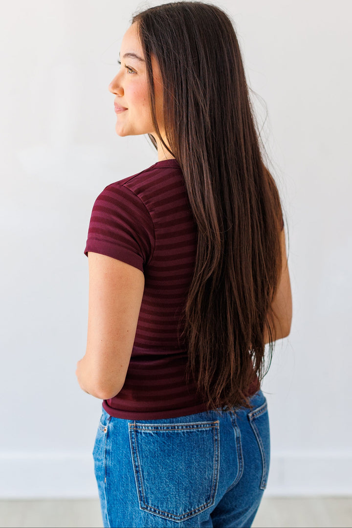 NIKIBIKI: STRIPED SCOOP NECK TOP- RAISIN