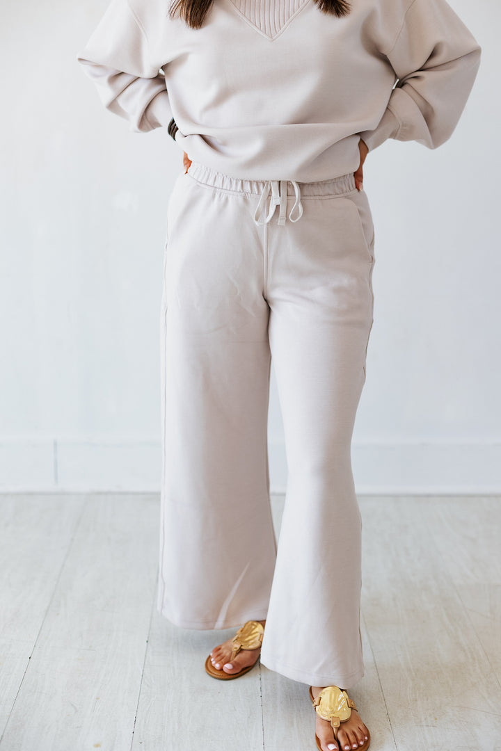 CROPPED WIDE LOUNGE PANT- MOCHA CREAM