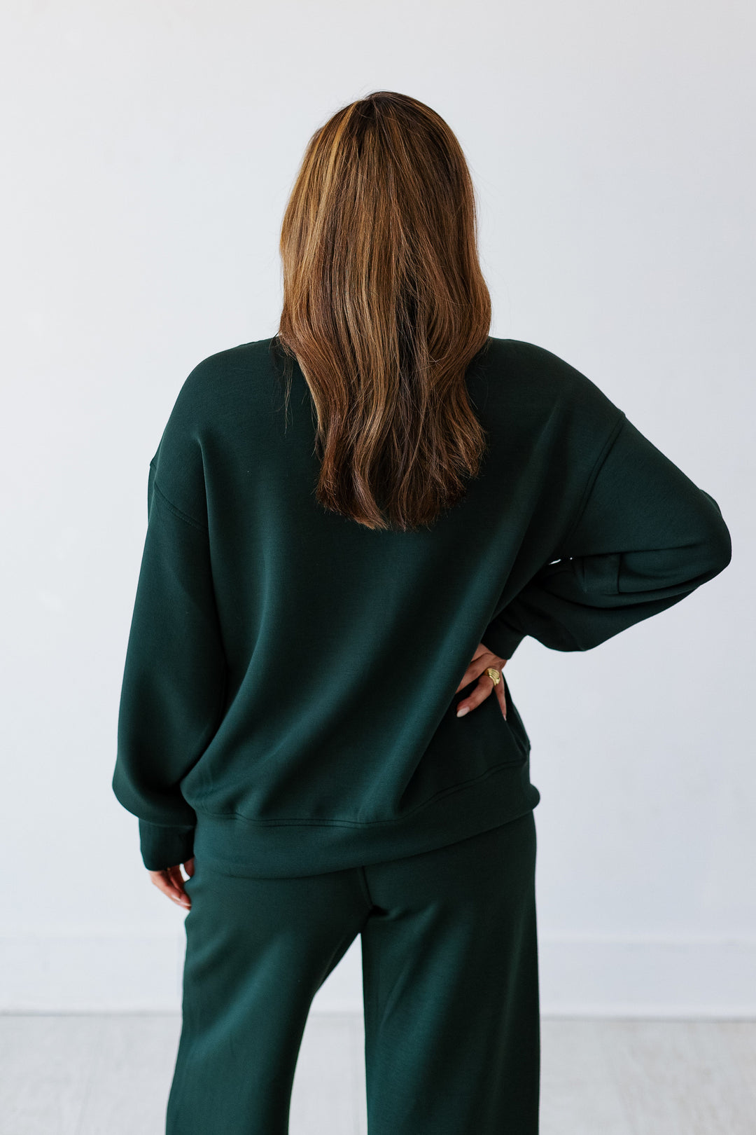 SCUBA LUXE TURTLENECK SWEATSHIRT- REGENCY GREEN