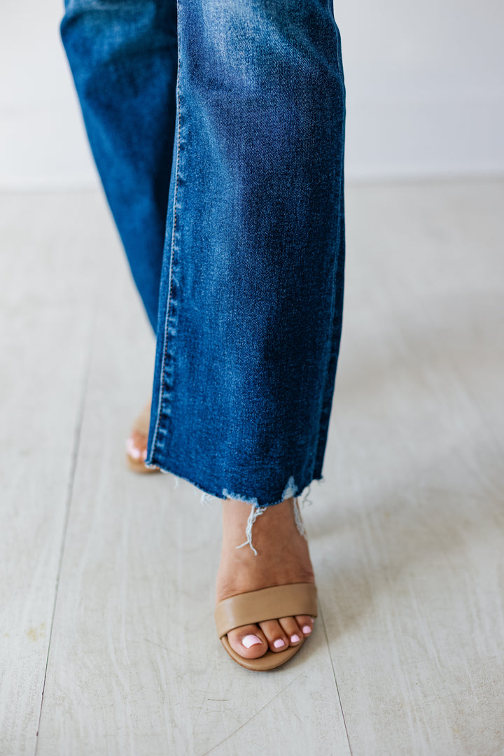 DARK DENIM MID RISE CROP BOOT JEAN