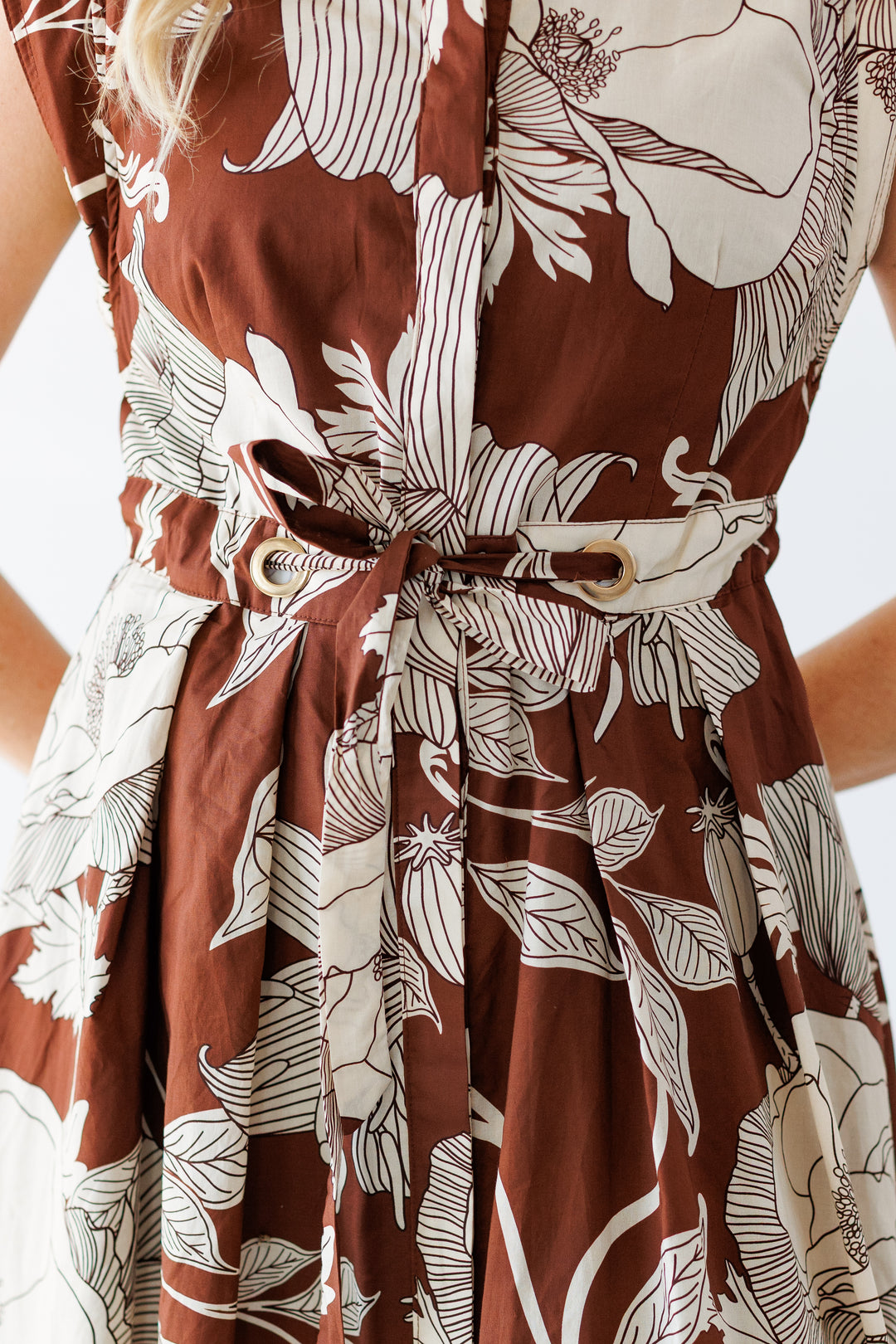 BROWN TIMELESS BLOOM MIDI DRESS