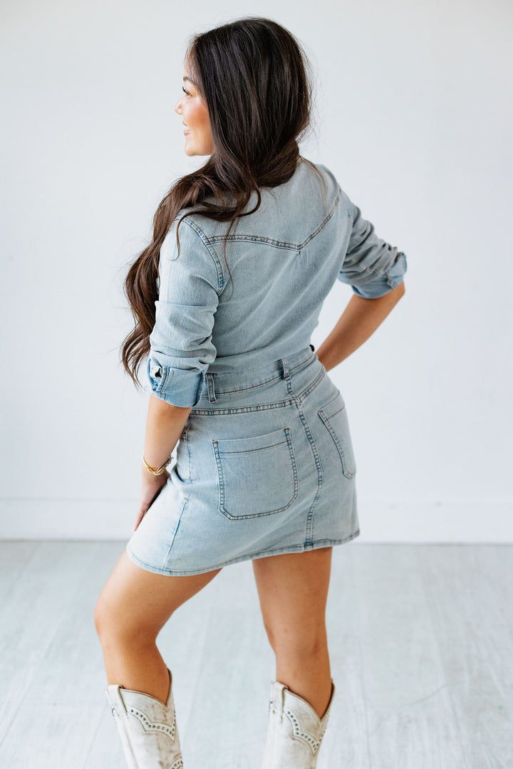 LONG SLEEVE LIGHT DENIM BUTTON UP DRESS
