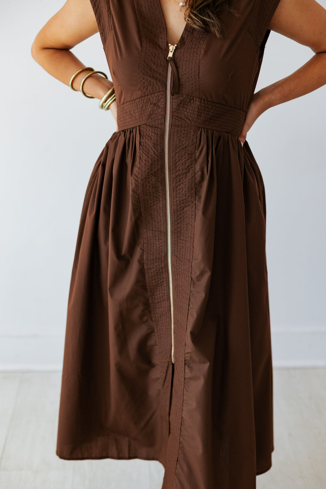 BROWN ZIP UP MIDI DRESS