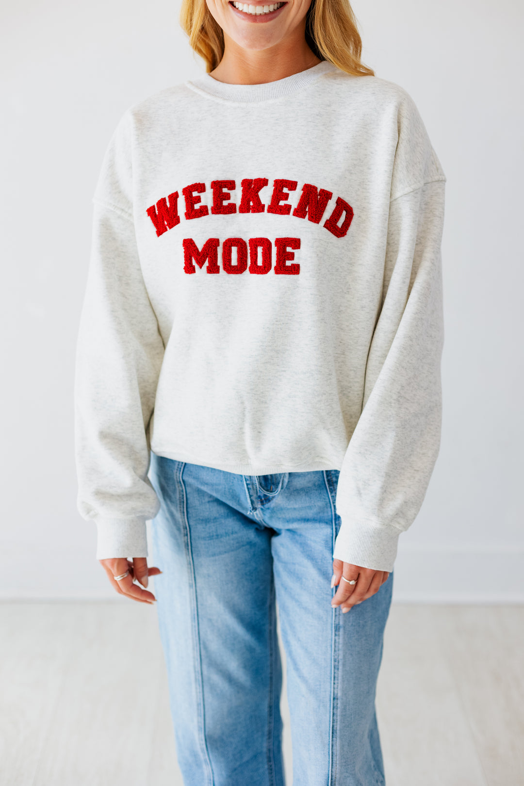 WEEKEND MODE SWEATSHIRT- HEATHER GRAY