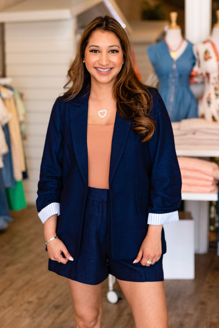 CLASSIC LINEN CINCHED SLEEVE BLAZER- NAVY