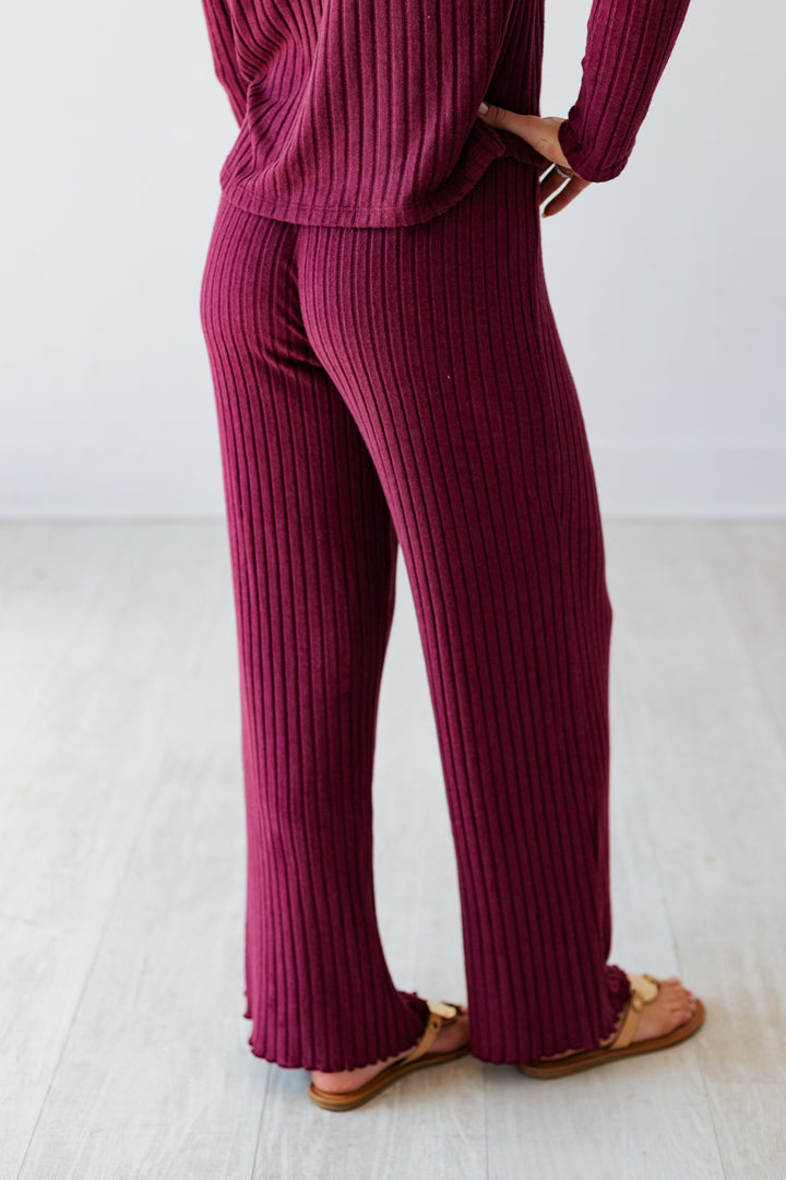 Z SUPPLY: DAWN SMOCKED RIB PANT- MERLOT