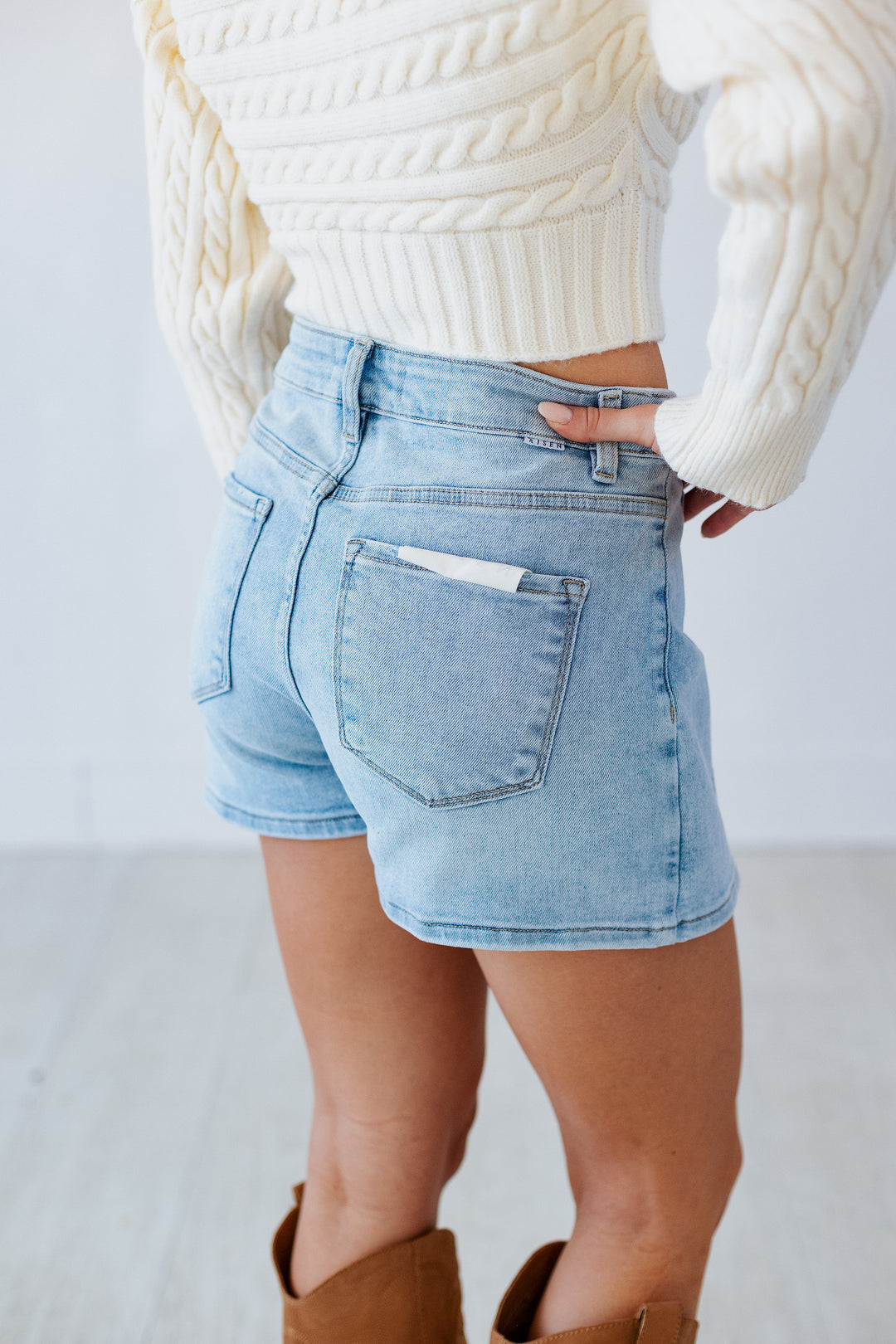 LIGHT DENIM CROSSOVER SKORT