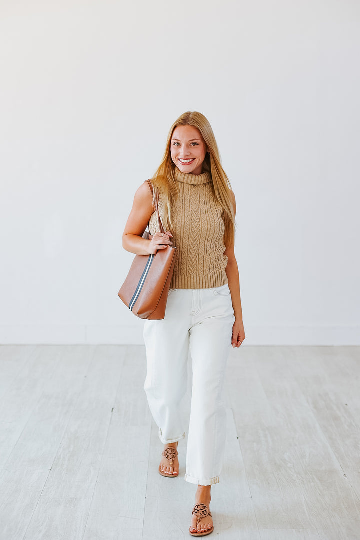 RISEN: CREAM HIGHRISE BARREL JEAN