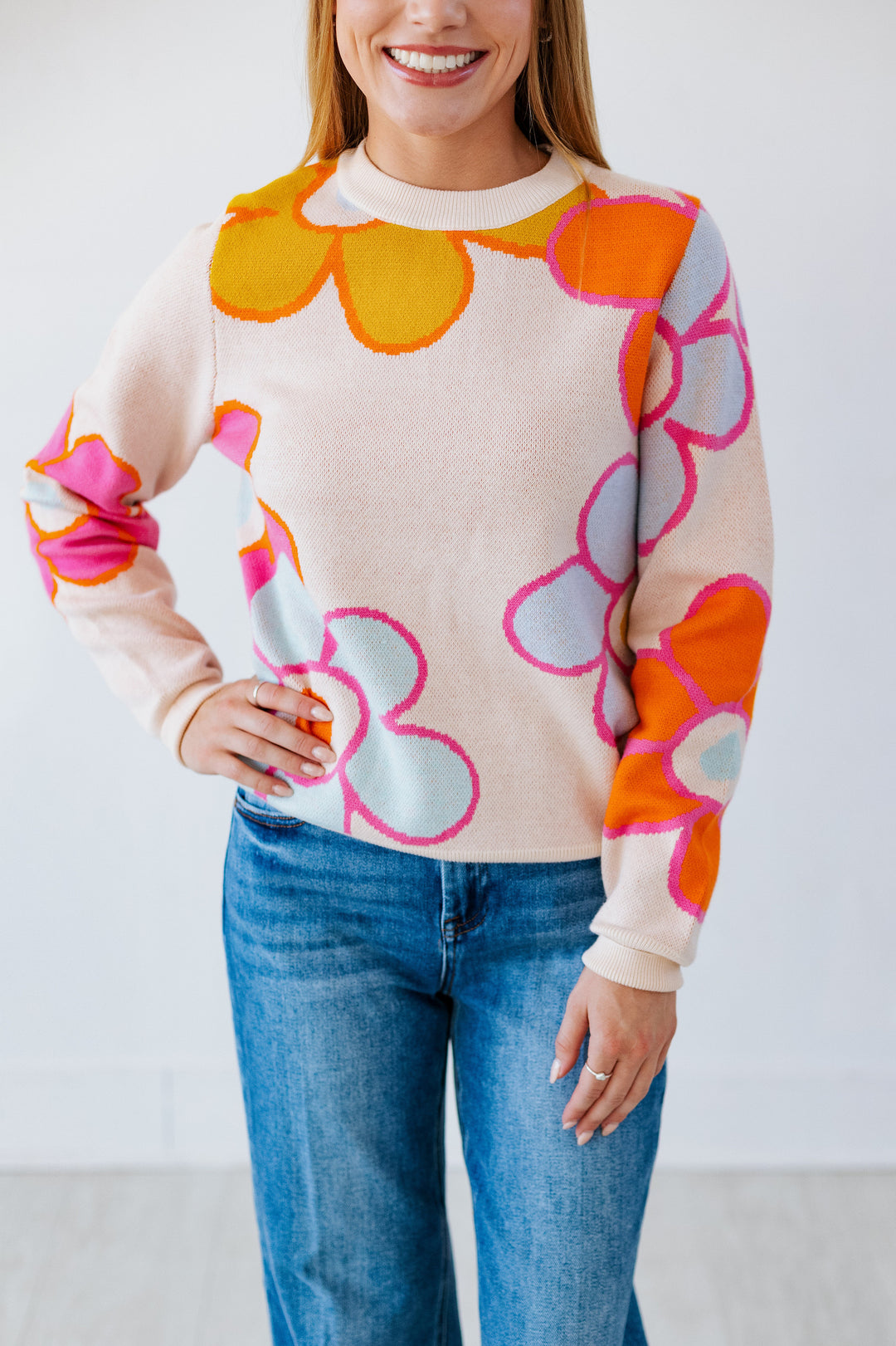 RETRO FLOWER PRINT SWEATER