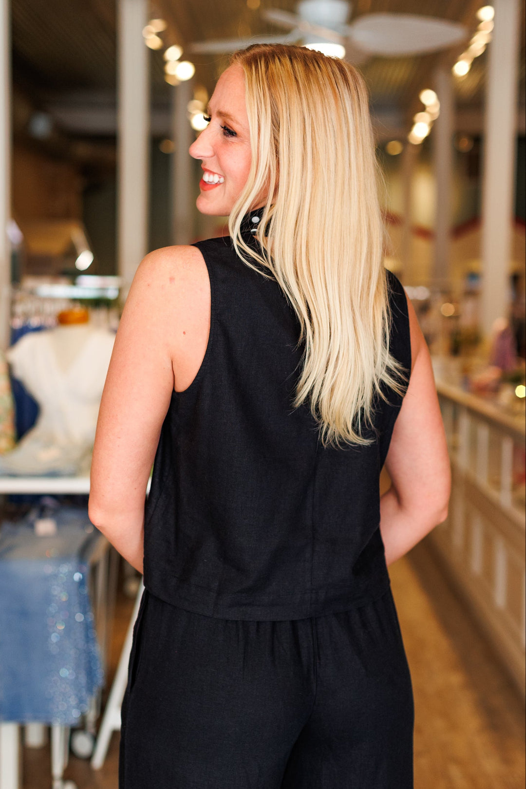 Z SUPPLY: SLOANE LINEN TANK TOP- BLACK