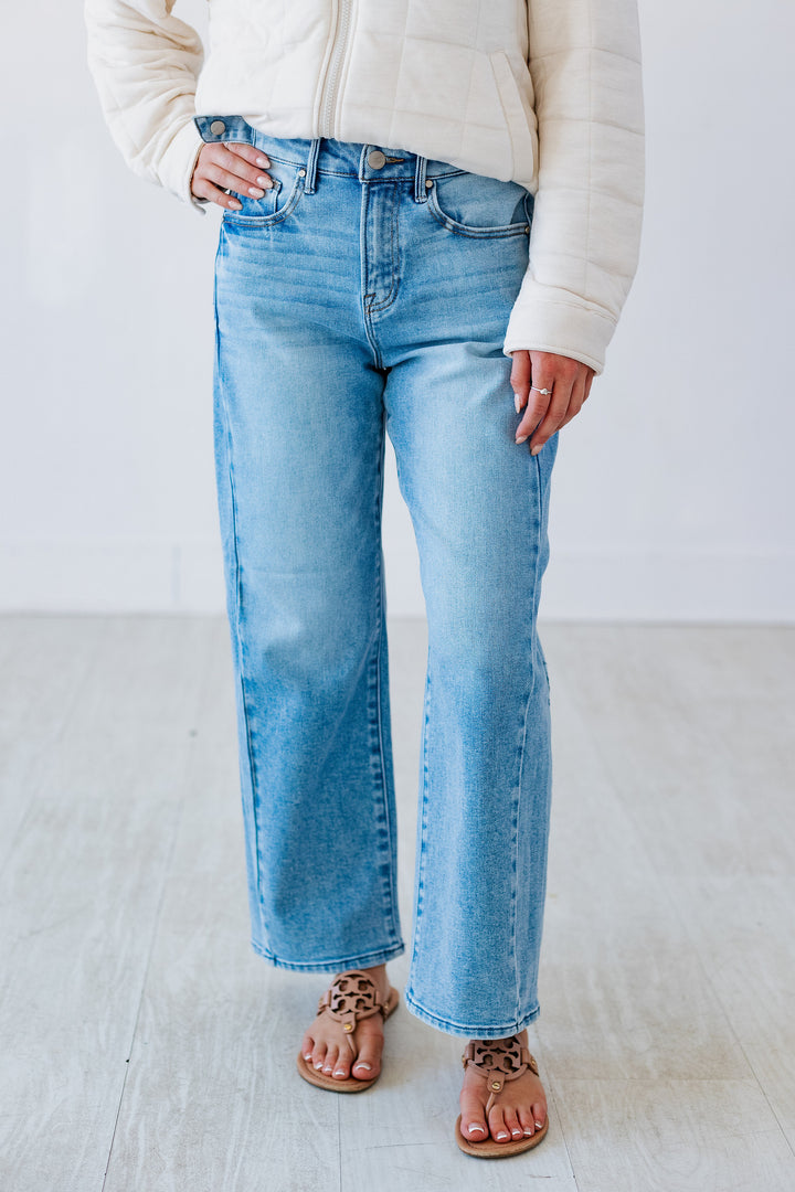 RISEN: LIGHT DENIM ADJUSTABLE WAIST BARREL JEAN