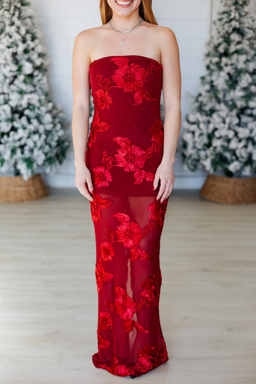 WINERY FLORALS STRAPLESS MAXI DRESS