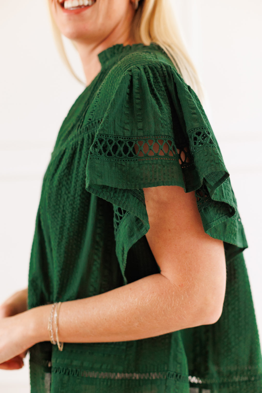 OLIVE CUT OUT DETAIL BLOUSE