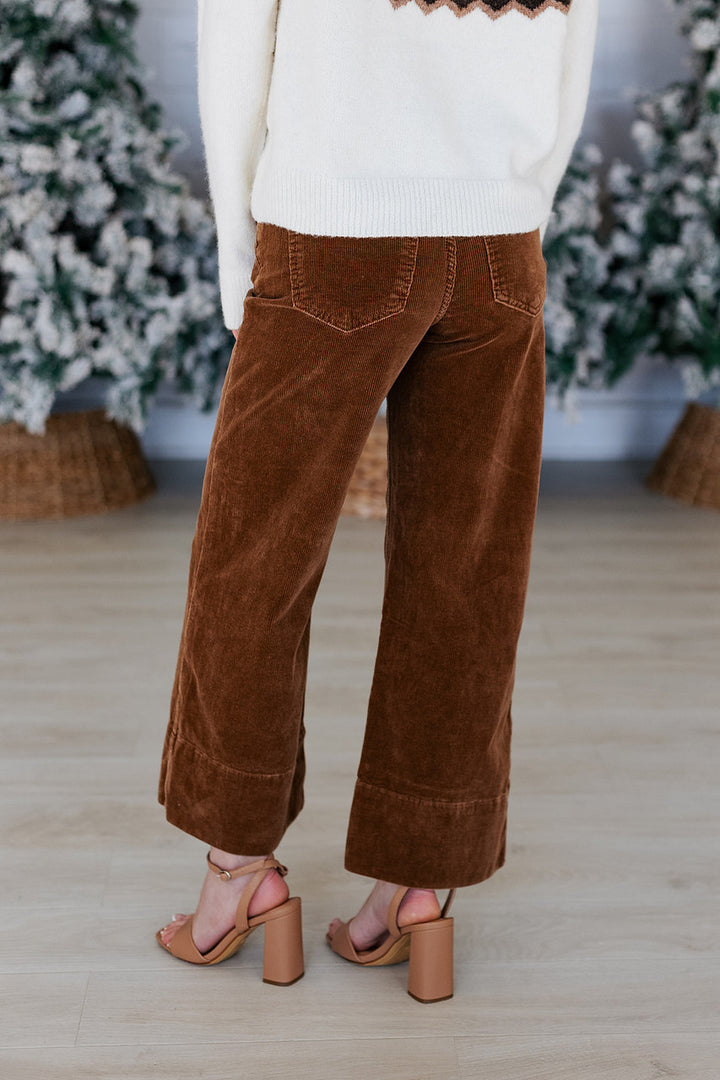 RISEN: HIGHRISE WIDE LEG CROP CORDUROY PANT- TEDDY BROWN
