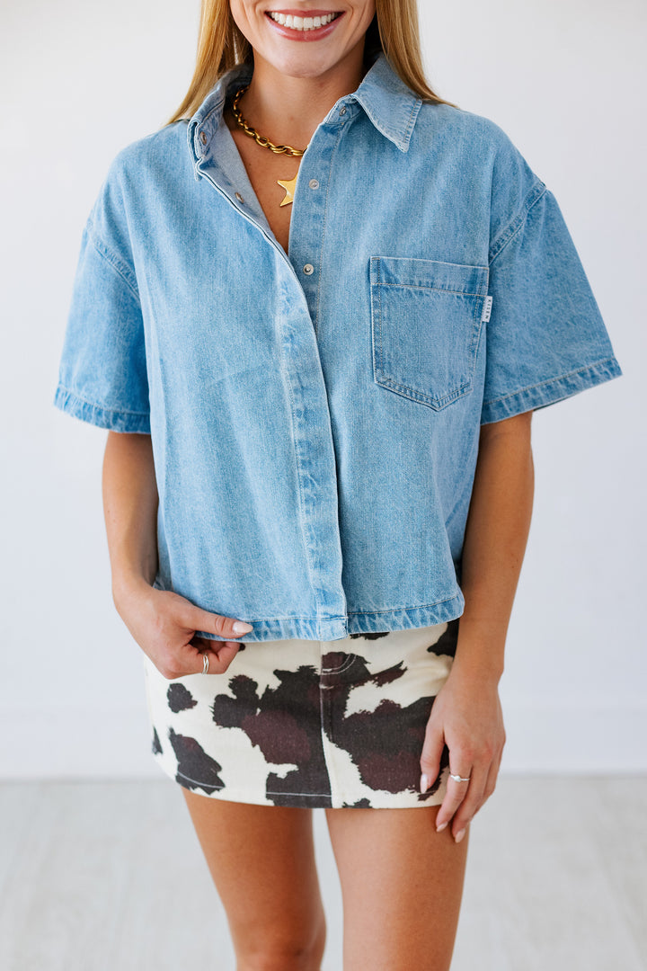 LIGHT DENIM HALF SLEEVE SHIRT