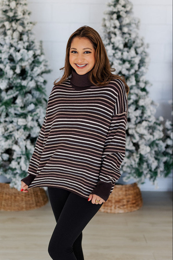 ELLE 80s STRIPED TURTLENECK SWEATER